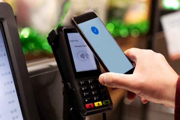 5 Benefits of Using a Debit Terminal for Your Small Business_tap