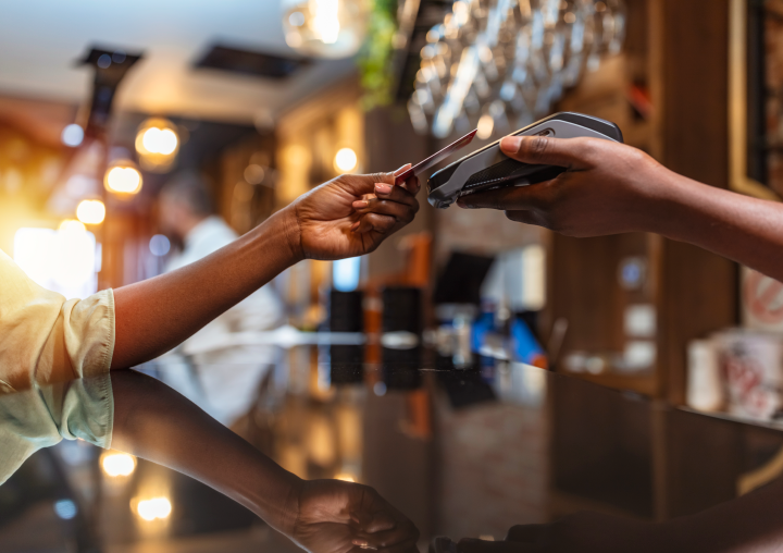 5 Benefits of Using a Debit Terminal for Your Small Business