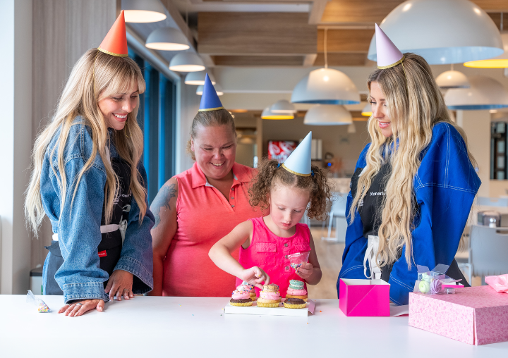 RMHC Canada Receives $200,000 Boost from Moneris and Small Businesses 