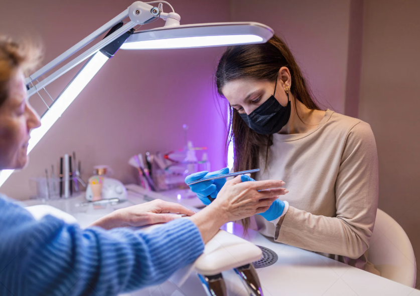 How modern payment tools support nail salons in Canada Thumbnail