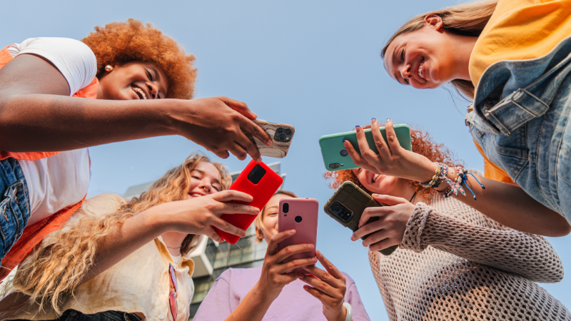 What is social media search